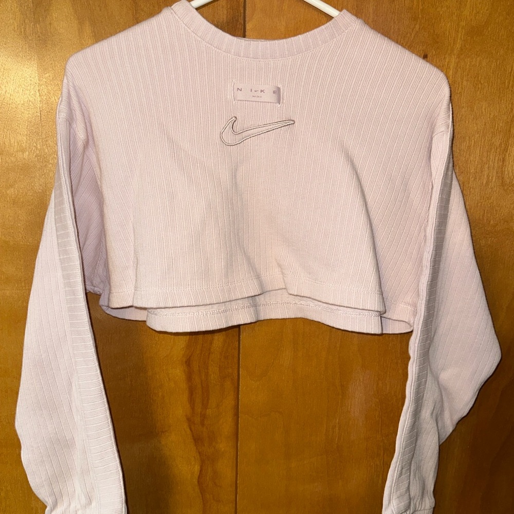 Nike Sportswear Crop Top Barely Rose Long Sleeve in youth L